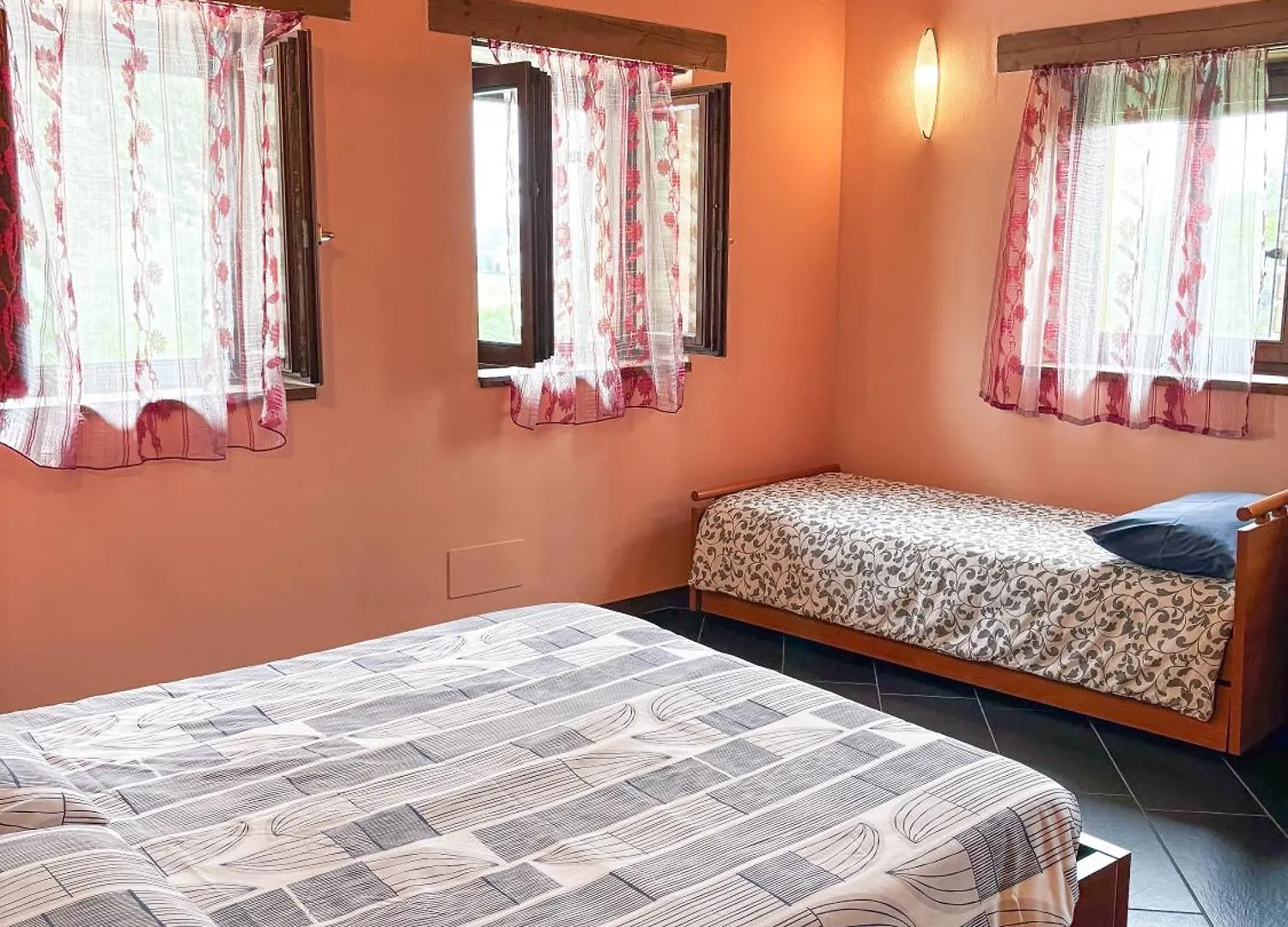 Farm stay Agriturismo Casa Casoni Villa Canneto Pavese